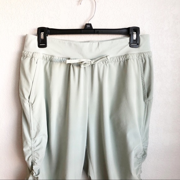 ATHLETA green attitude pants 8P (petite) - Picture 4 of 10